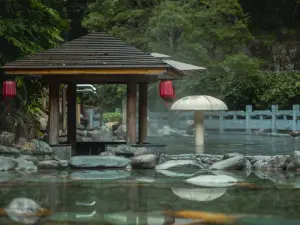 บ่อน้ําพุร้อนหลงเชง