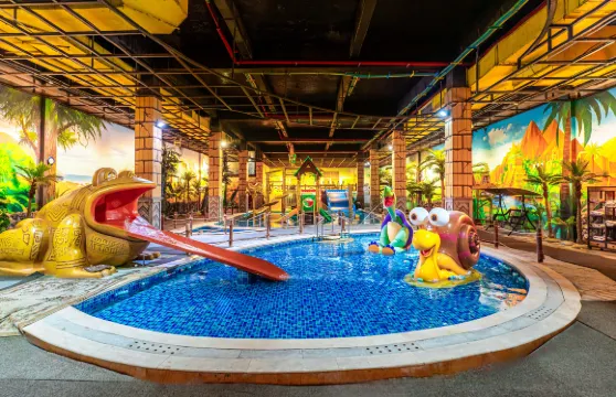 泉城歐樂堡戲水灣藝術養生溫泉票+自助午餐/晚餐(二選一)小童(1.1米(含)-1.39米(含))