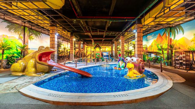 Splash Bay Hot Spring & Spa