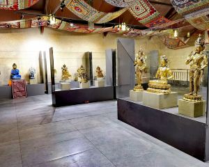 香港-民樂 機票酒店 自由行