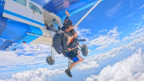 Top Player Qiandao Lake Skydiving Base