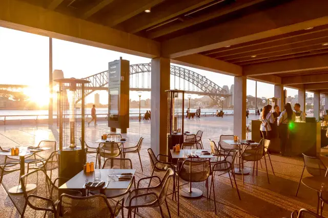 Sydney Opera Listening