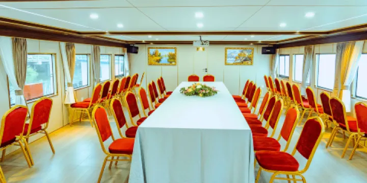 丹東鴨綠江遊船