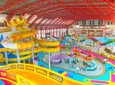 Mikazuki Water Park 365