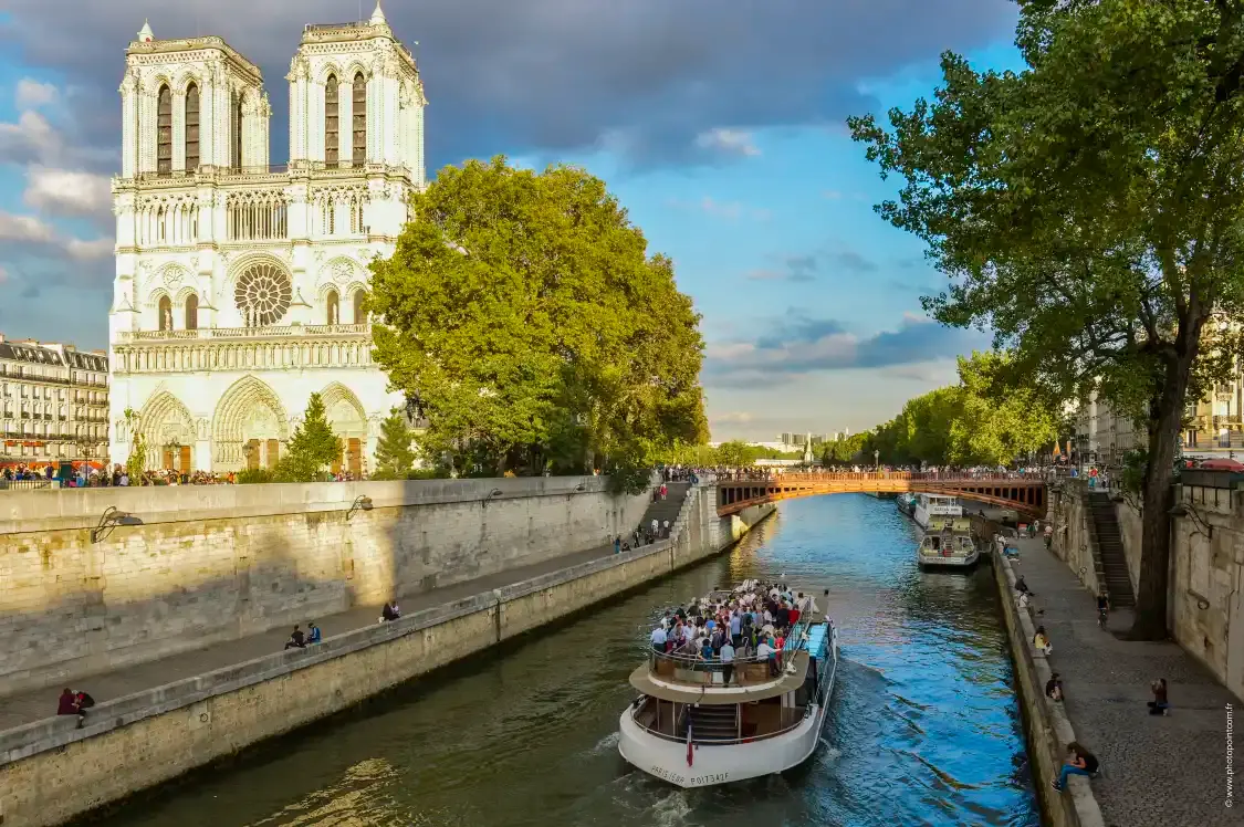 Hotels in der Nähe von Vedettes De Paris