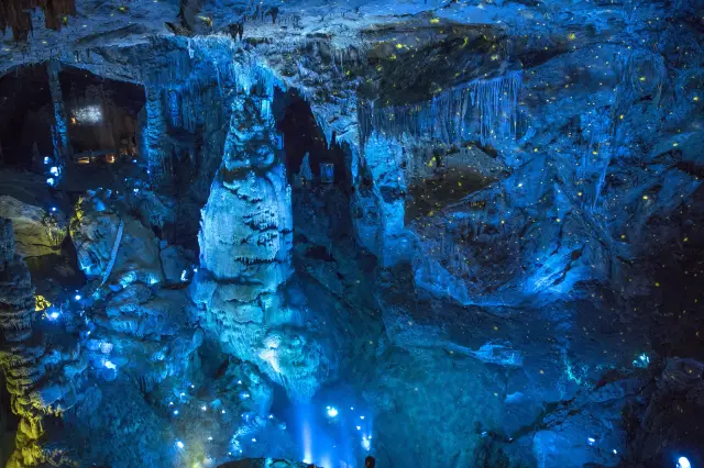 Tonglu Cave Exploration