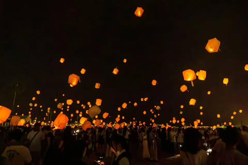 5_Senshu Beach Lantern Fest