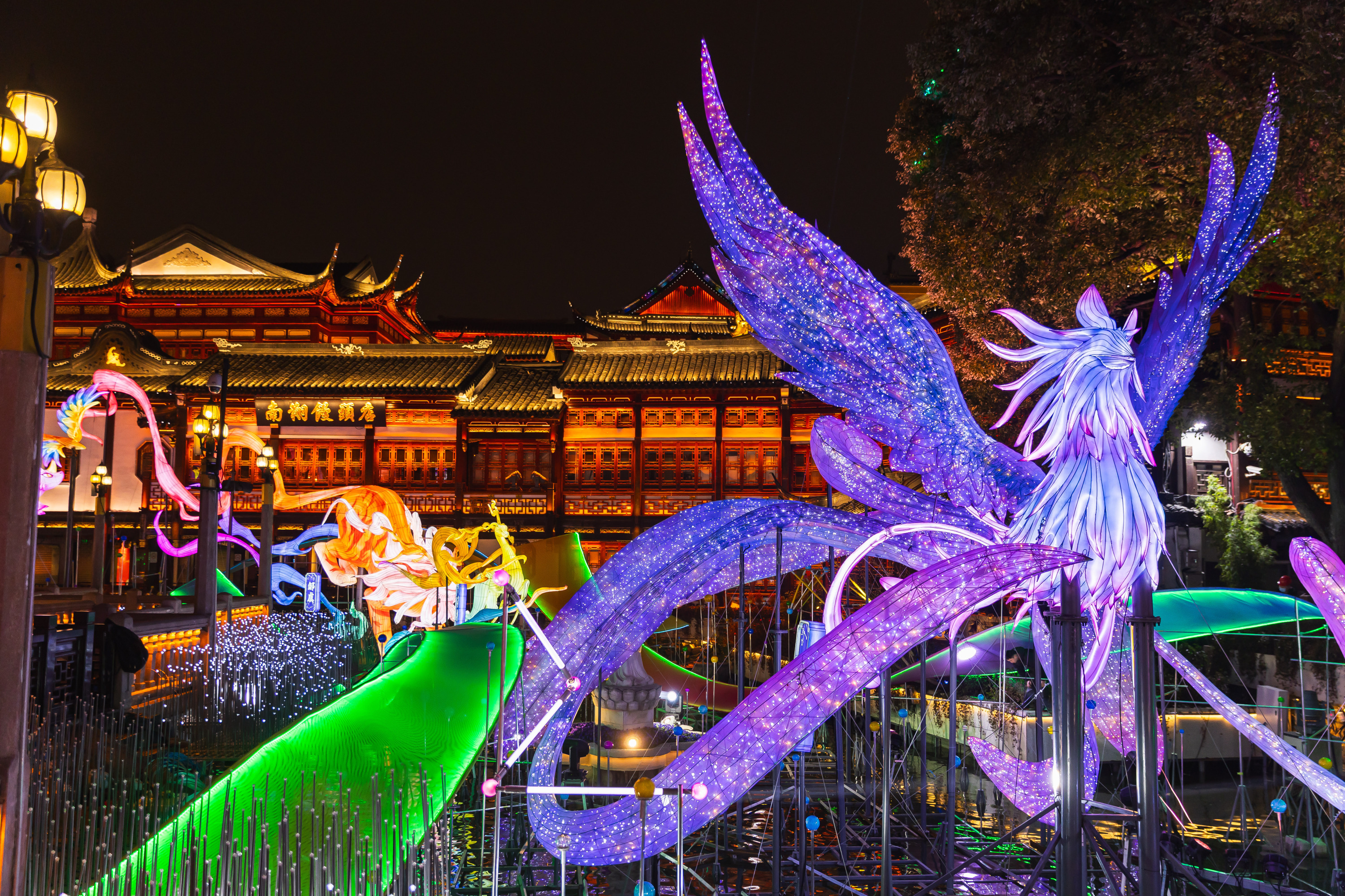 2026 싱하이 예원 등불축제 | 성황묘(청황묘)