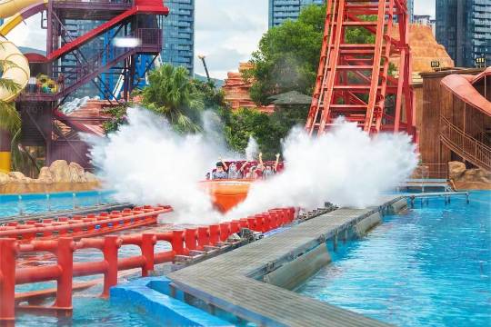 深圳歡樂谷+大梅沙海濱公園+鹽田海濱棧道一日遊