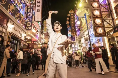 建業·華誼兄弟電影小鎮