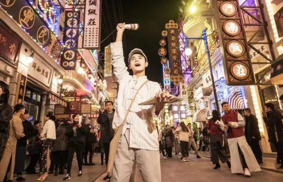 建業電影小鎮全日票（含穿越德化街）大小同價