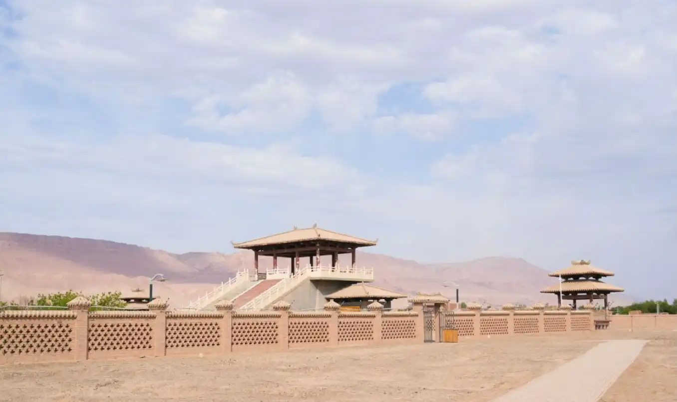 Hotels near Astana Ancient Tombs