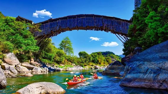 Longchuanjiang River Tourism Resort