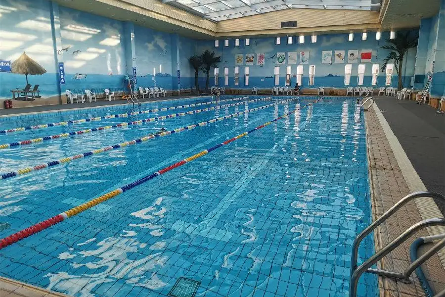 元寶山游泳館