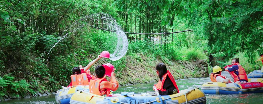 Wuxieqihuan Water Rafting