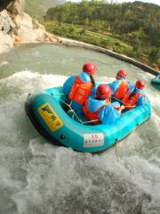 Nuoshui River Cave Drifting