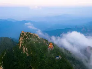 Bai Yun Mountain
