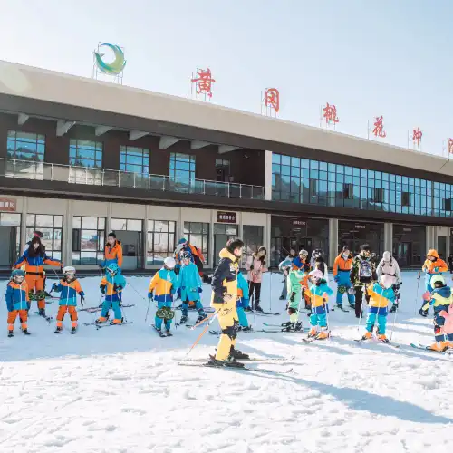 Popular Ski Resorts in Huanggang