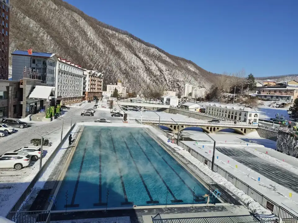 2_Jilin Sengong Fairy Bridge Hot Spring