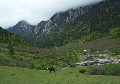 九寨華美勝地度假區