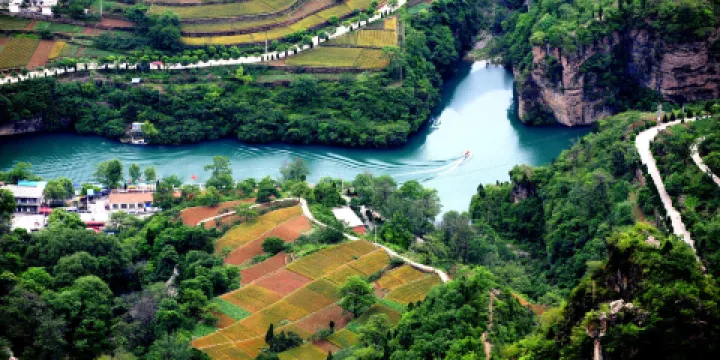 神龍灣天瀑峽景區