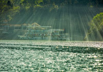 Lubuge "Little Three Gorges"