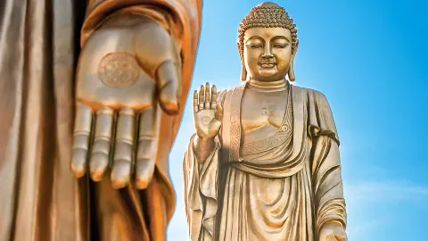 Lingshan Buddhist Scenic Spot attraction in Wuxi