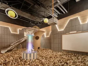 Luquan Hot Spring Center