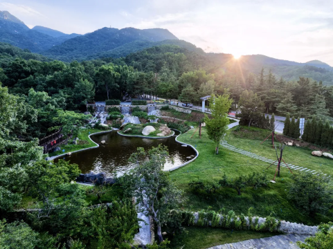 The National Forest Park of Mount Meng Shan