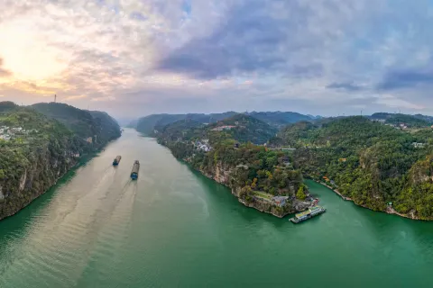 Xilingxia Scenic Area