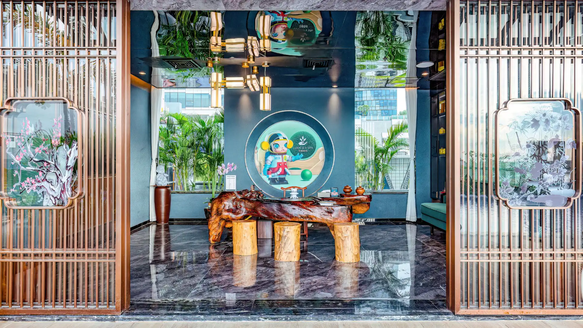 Hotels near Luo City SPA Club