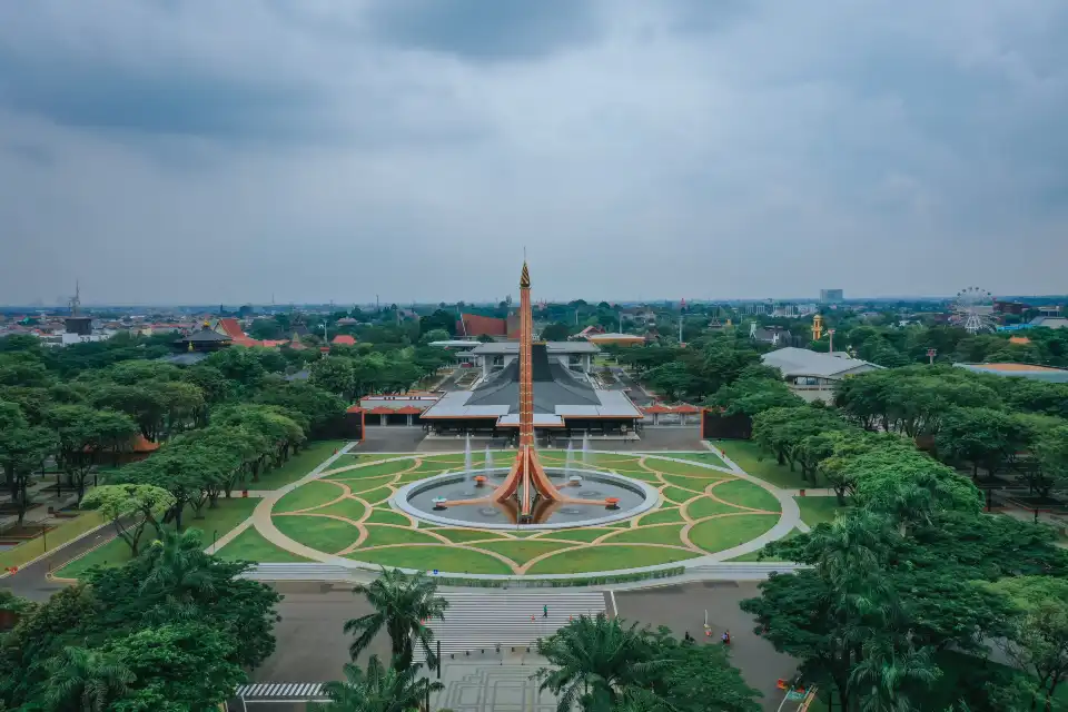 2_Taman Mini Indonesia Indah