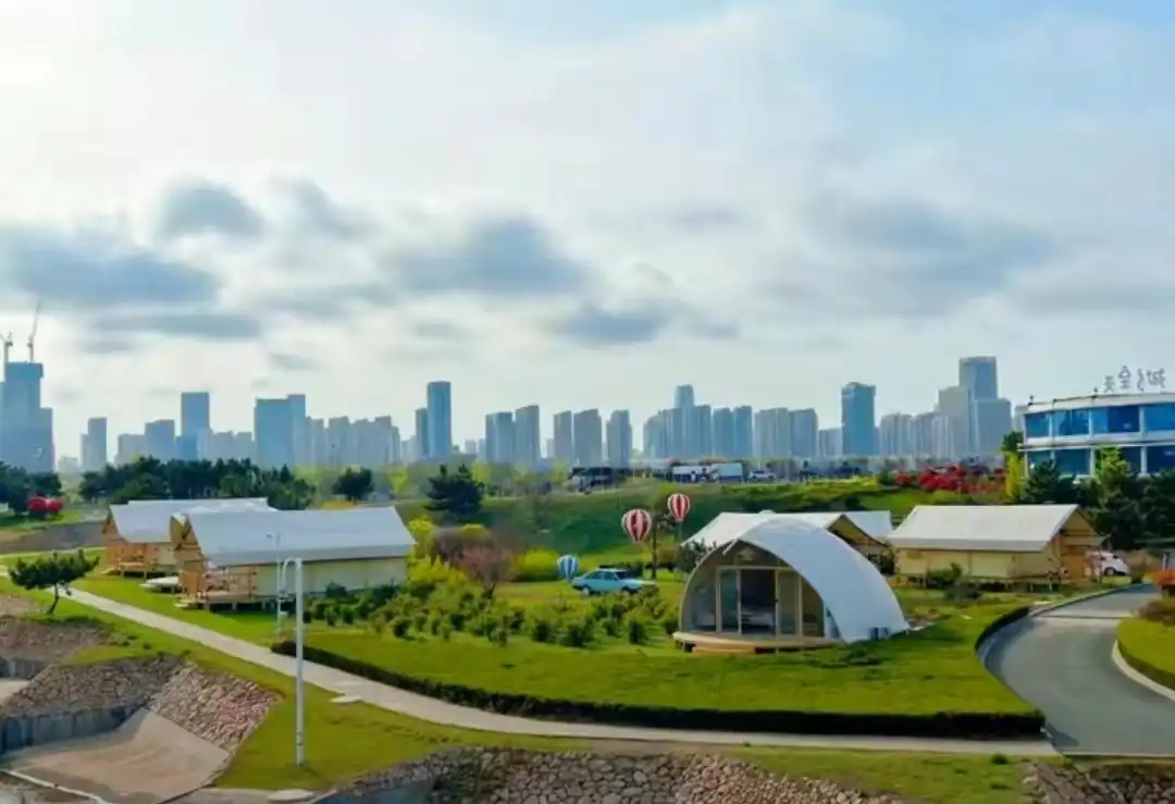 Hotels near Wanpingkou Ocean Happy World