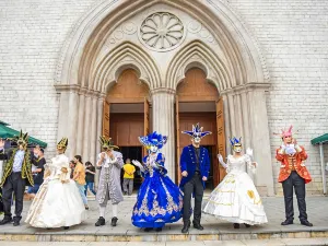 華誼兄弟（長沙）電影小鎮