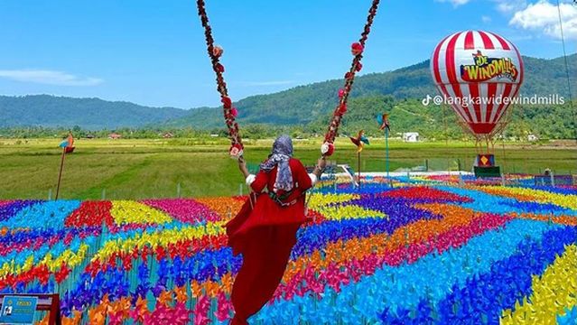 Langkawi De Windmills ( Selfie Park )