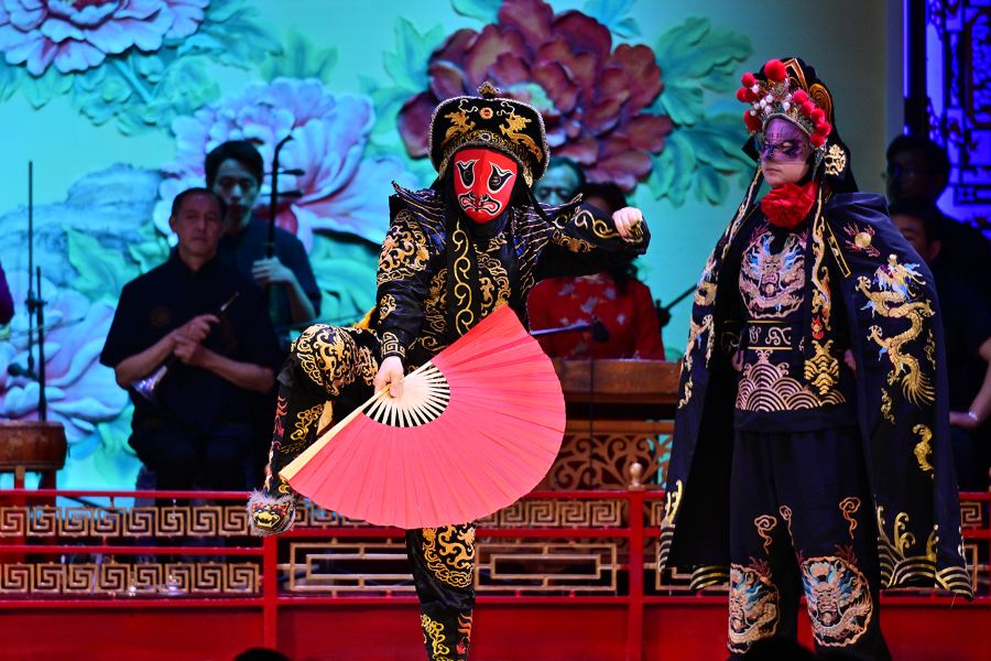 蜀風雅韻劇場・川劇變臉演出・大型古典梨園