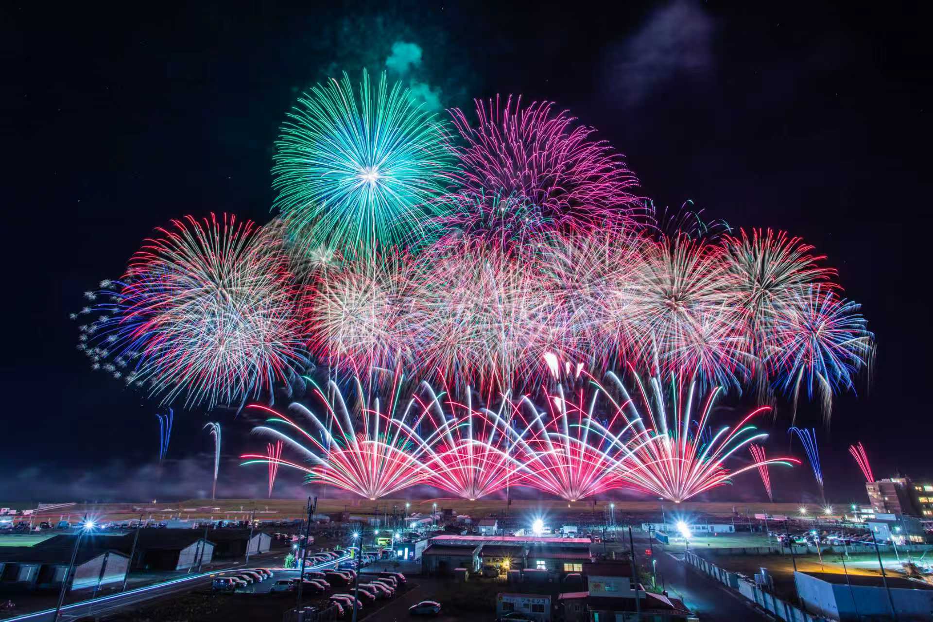 TOKYO BAY AREA SBI MAI HANABI in CHIBA Live Performance & Fireworks Festival | Inage Seaside Park