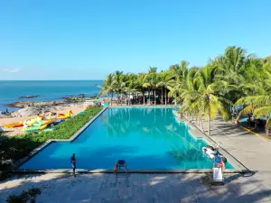 Xiaoyue Bay Marine Entertainment Center in Daxiao Dongtian