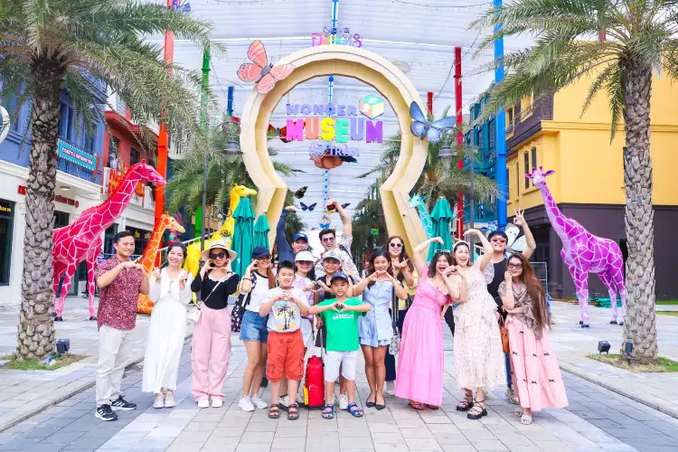 Hotels near Phố đi bộ Hồ Tràm