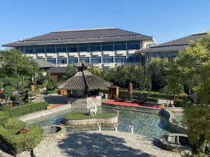 Hot Springs in Pingshan