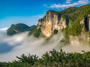 Gold Buddha Mountain