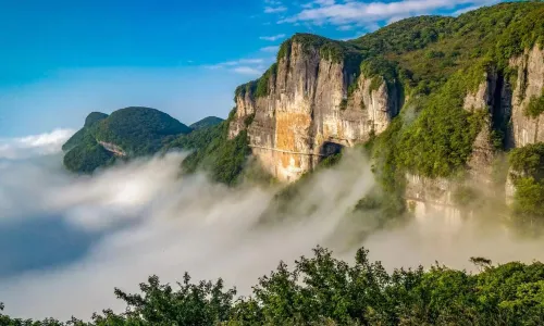 Gold Buddha Mountain