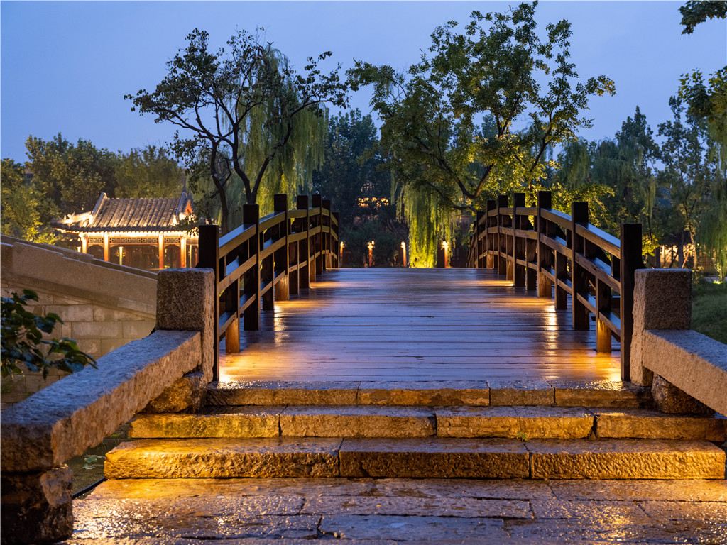 Mingshui Ancient Town/Zhangqiu Railway Station