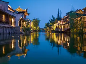 Popular Night Attractions in Haining