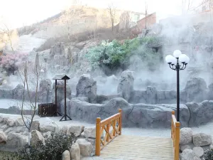Liangjia Village Dapin Hot Spring Resort