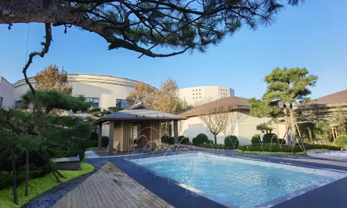 Changping Jingzhihu Tangquan Garden