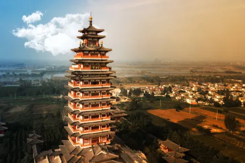 Wei Shan Lake