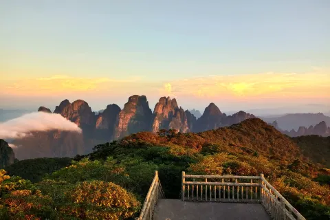 Jinxiu Shengtang Mountain Scenic Area
