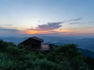 저장 최고의 산: 설산의 해피 밸리