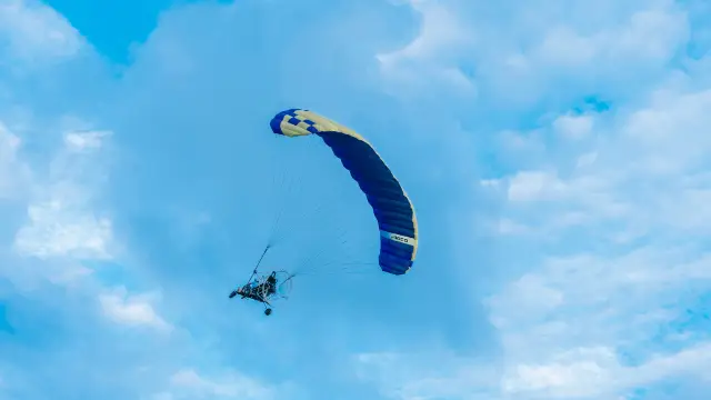 Paragliding in Wanning